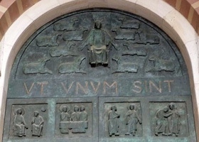 The bronze doors of Speyer Cathedral proclaim Our Lord’s desire, that “all might be one.”